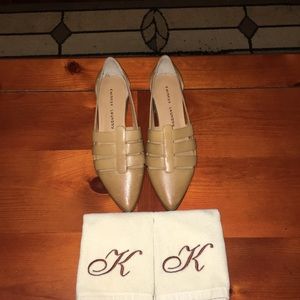 Chinese Laundry Flats